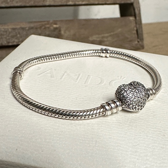 Pandora great shape moments sparkling crystal cz pave heart charm bracelet - Picture 2 of 6